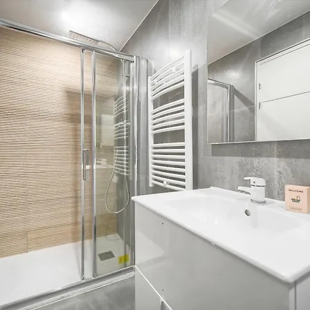 Frgk 24 Aout 1 Mezzanine Bedroom Center Ac Wifi High Speed *